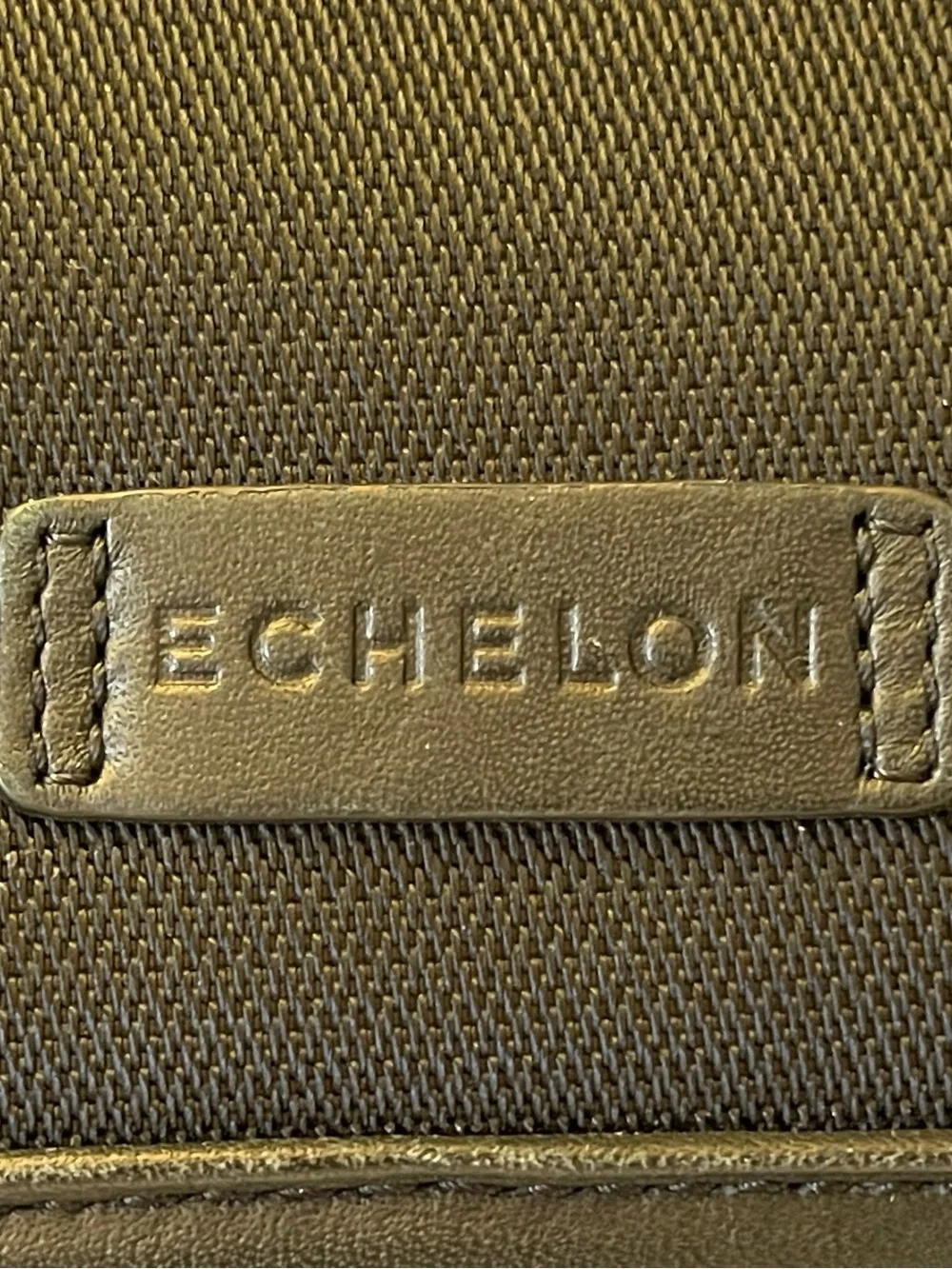 Lowepro Echelon Brief Premium Executive Laptop Bag - Fits 15